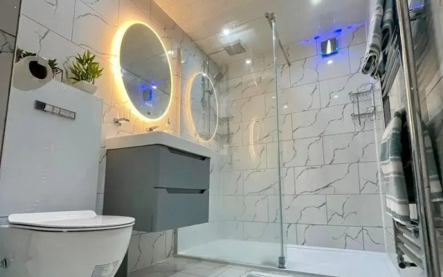 Charming 3 Bedroom House in Dagenham London