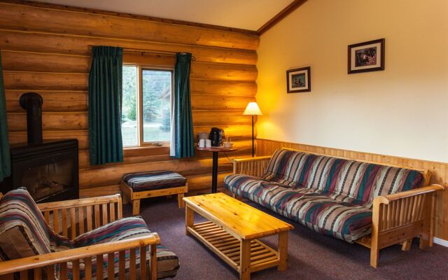 Glacier House Resort