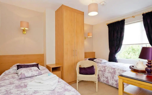 Cashel Lodge