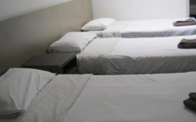 Parkway Motel