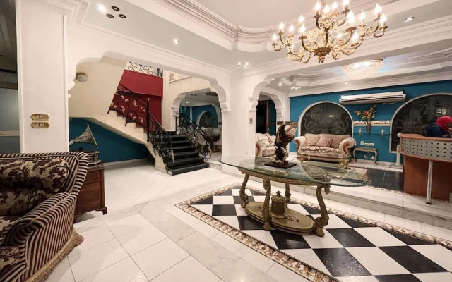 Pyramids House