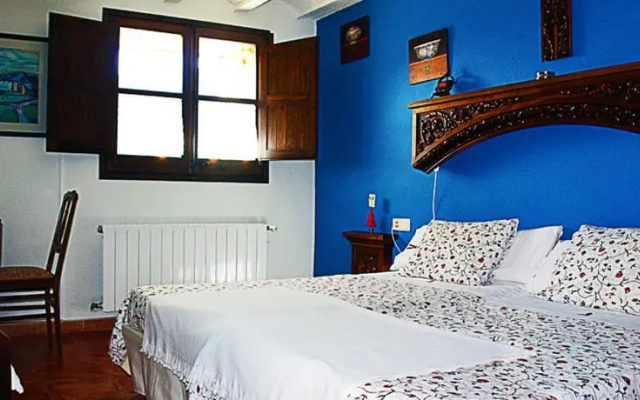 Hotel Rural Can Cruells
