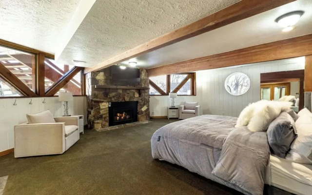 Cozy Rustic Escape