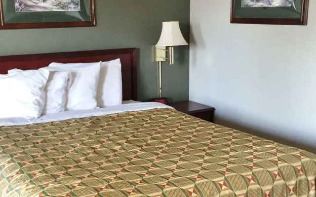 The Norman Hotel
