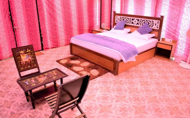 Desert 1St Resort