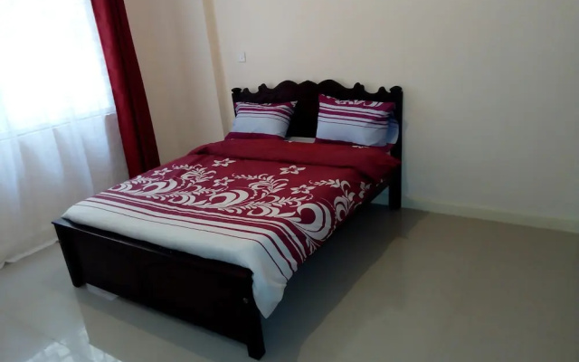 Apartment Sleeps 6 With Free Parking