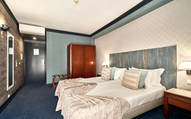José Estêvão Hotel
