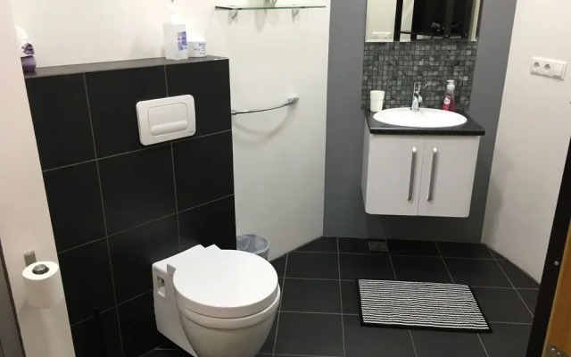 Melas 9 Guesthouse