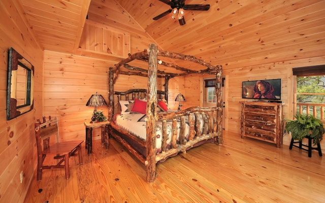 Kings Mountain Lodge - 4 Br Cabin