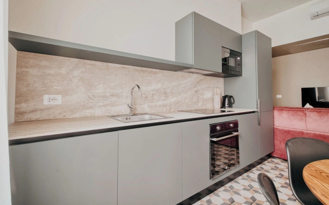 Elegant Flats near Guastalla Gardens