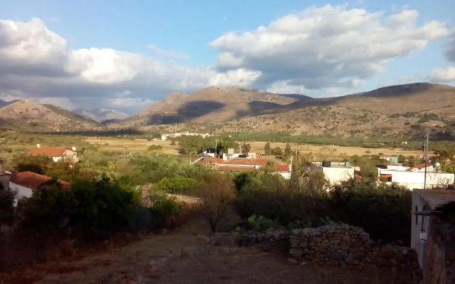 Nektarios Village House