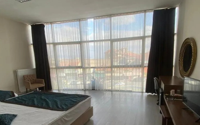 Borneva Otel