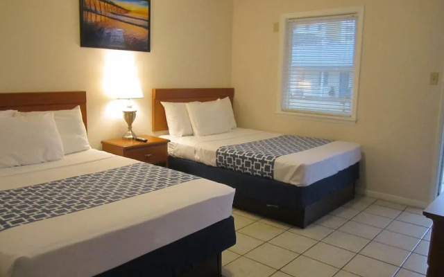 Dolphin Oceanfront Motel