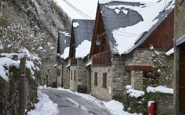 Banhs de Arties by FeelFree Rentals