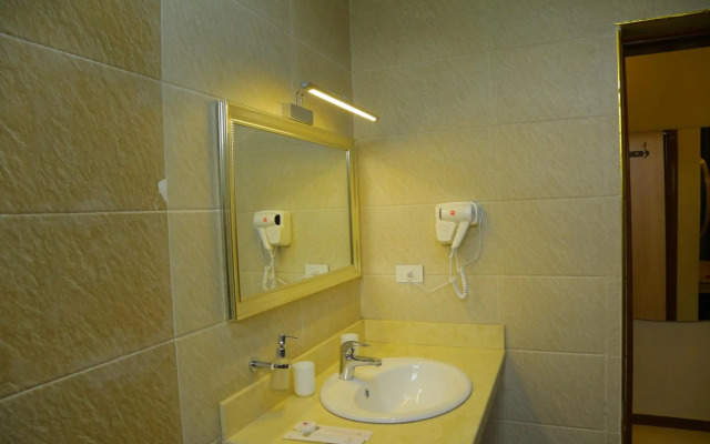 IVY Hotel Bishoftu