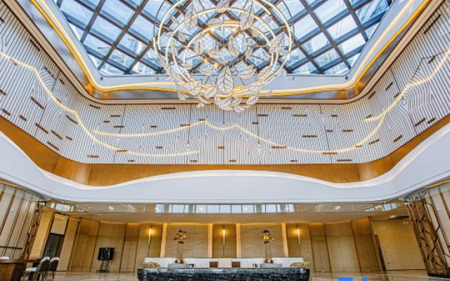 Empark Kingworld Hotel