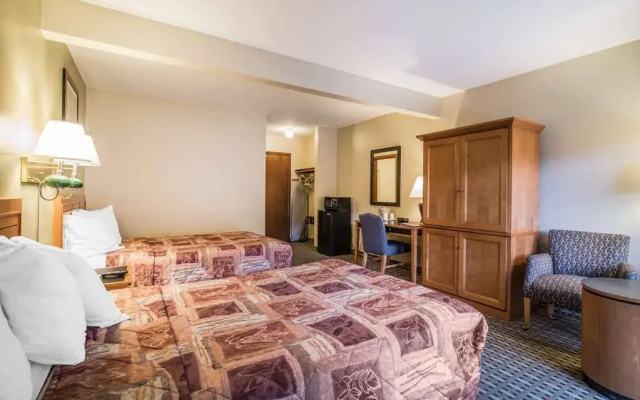 Econo Lodge Inn & Suites Lincoln