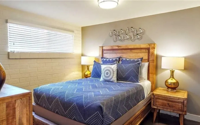 Purple Sage Flats #1 1 Bedroom Apts