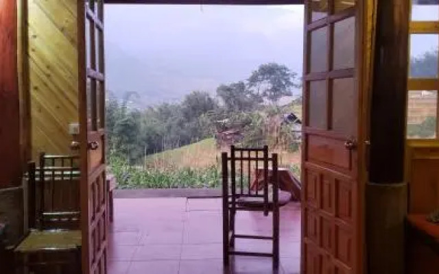 Indigo Snail Boutique Hmong Homestay
