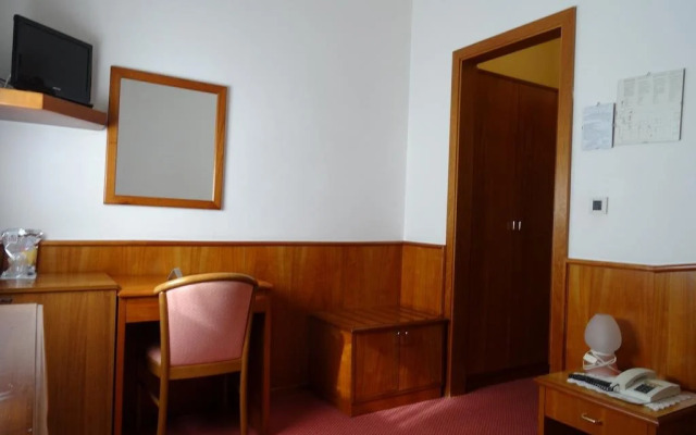 Hotel Roma