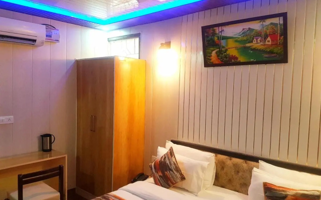 Hotel Bamboo Castle
