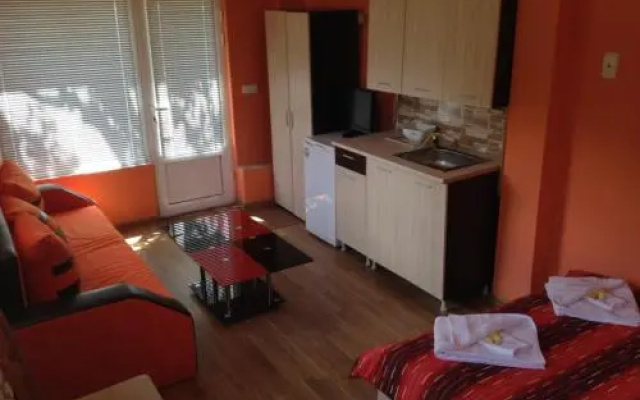 Danailovi Guest House