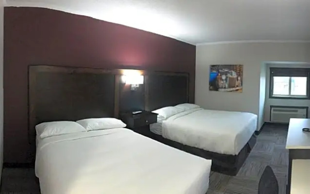 Homestead Inn & Suites