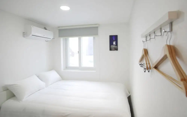 I Love Dongdaemun Hostel