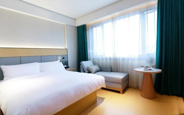 JI Hotel (Shanghai Jinqiao Yunshan Subway Station)