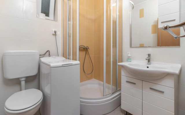 Awesome Home in Jadranovo With Wifi and 3 Bedrooms