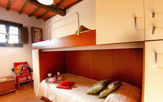 Spacious Cottage in Buti