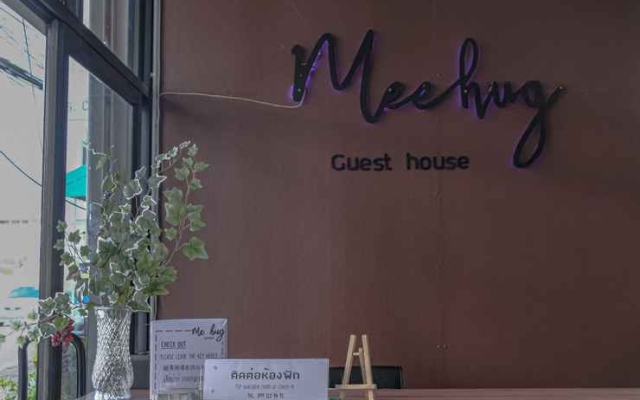Me Hug Guesthouse and Hostel