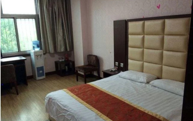 Yunyang Express Hotel