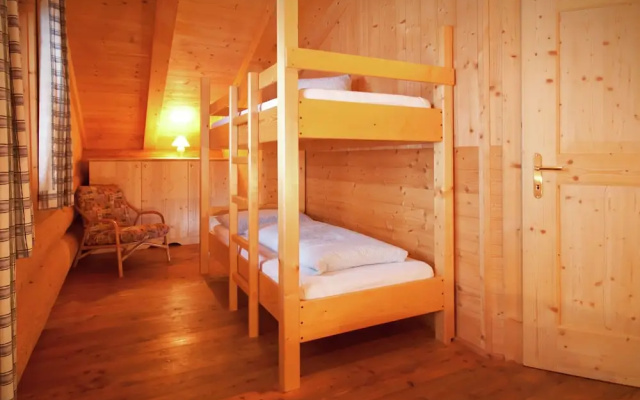 Cozy Chalet in Fusch an der Großglocknerstraße With Sauna