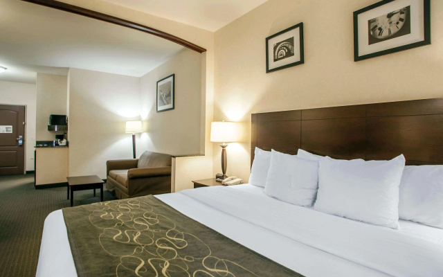 Comfort Suites Elgin Northwest