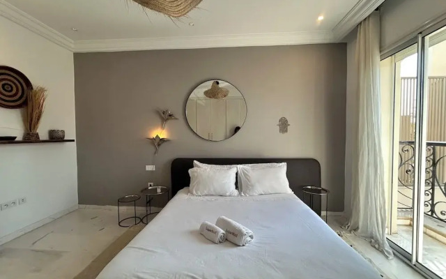Saint Germain Apartment in La Marsa Cailloux