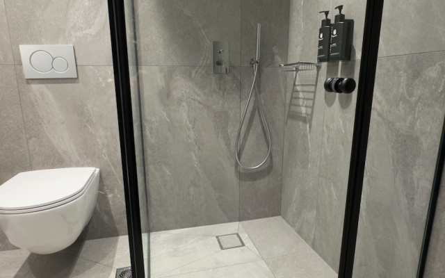 MAKRIS Papigo luxury suites
