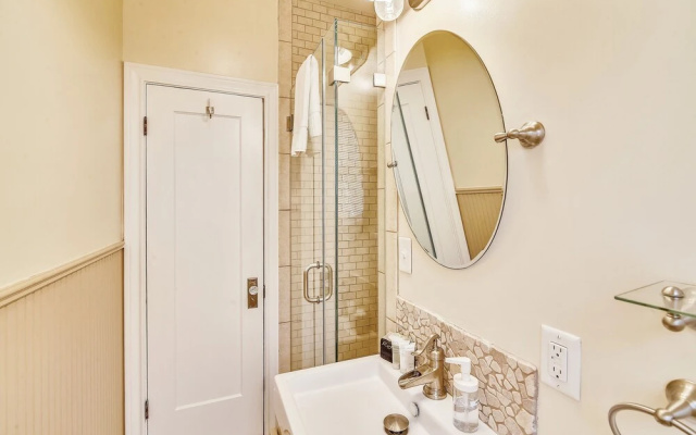 Crockett Retreat 4 Bedroom Home