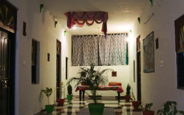 Bhavyam Heritage Guest House & Rooftop Restaurant