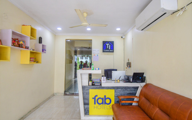 FabHotel Town Inn
