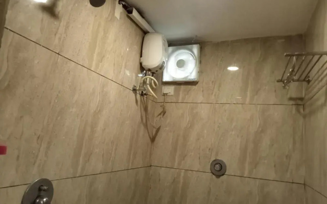 OYO Spot on 8592 Hotel Paras Palace
