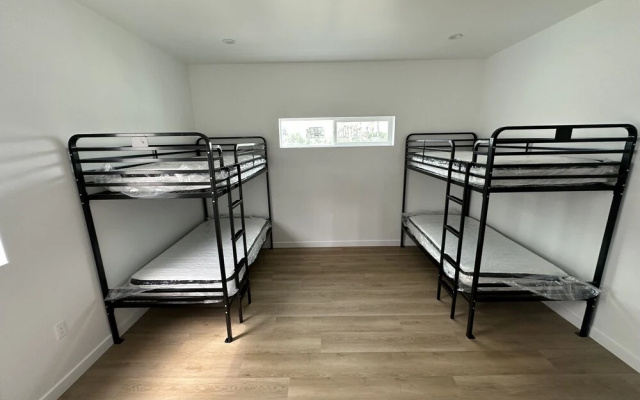RoamHub Residences