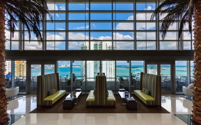 CitiScape - 1 BR Apt at Conrad Hilton