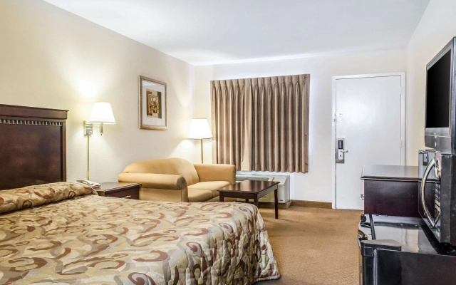 Rodeway Inn Shippensburg I-81