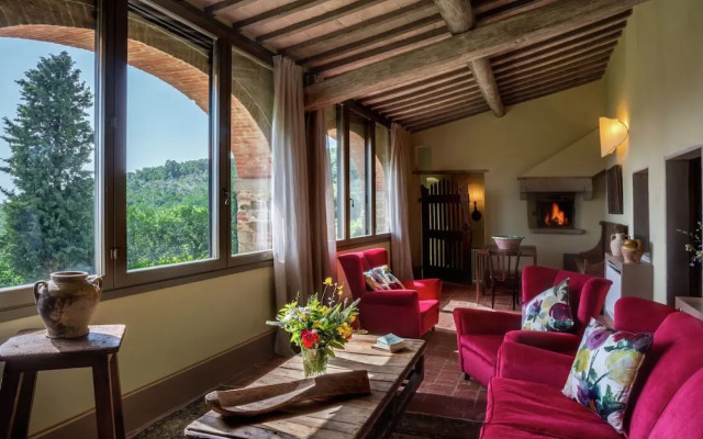 Villa in Tuscany With Organic Wine Estate