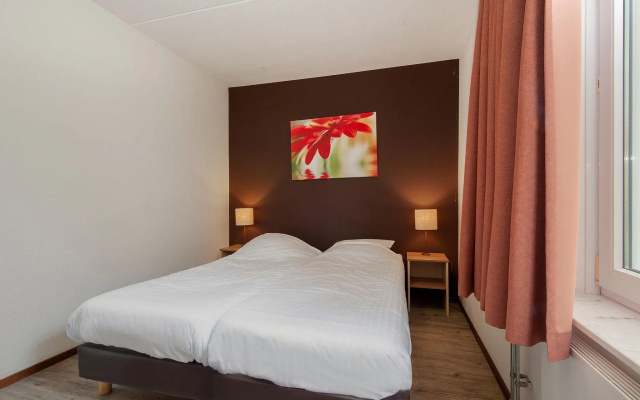 Villa in Arcen With Shower & Garden
