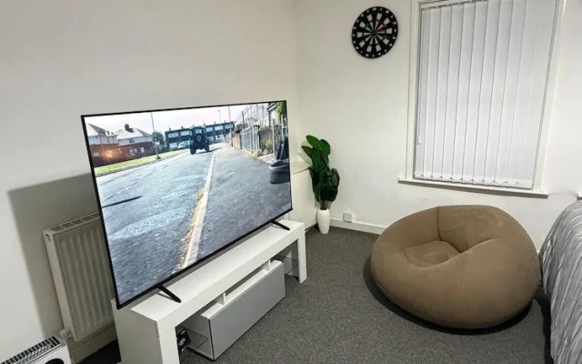 Kensington Studio, 3rd-floor City Base