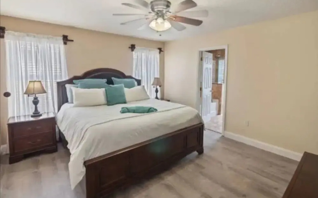 185 Windwood Bay