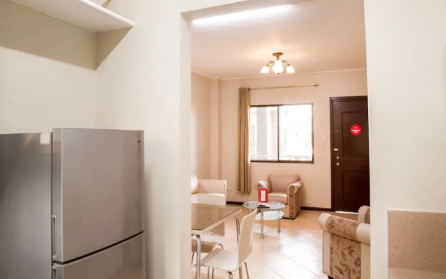 Oyo 211 las Palmeras Apartelle