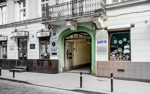 Gar'is hostel Lviv вид на фасад